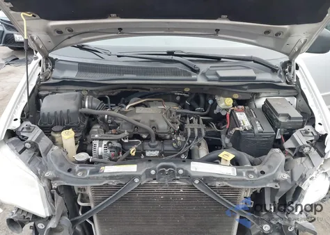 2010 Chrysler Town & Country New Lx из США, поврежденный, VIN 2A4RR2D14AR414721